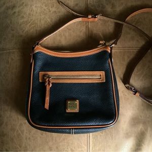 Dooney & Bourke crossbody bag
